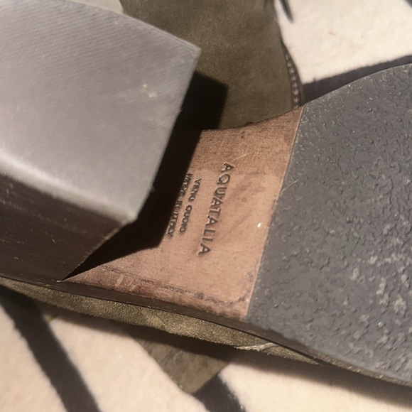 Aquatalia Olive Leather ankle Boots size 10 - Picture 9 of 9